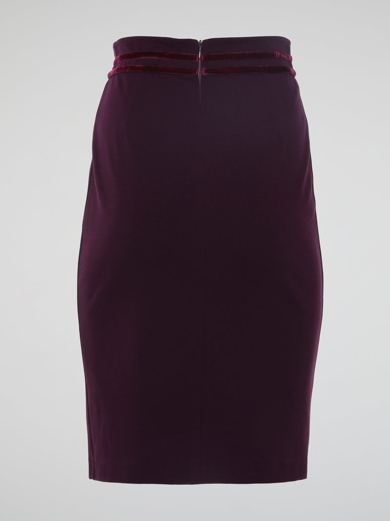 Introducing the Burgundy Draped Skirt by Roberto Cavalli, a graceful masterpiece that effortlessly captivates attention. Crafted with meticulous precision, this luxurious skirt embraces the spirit of elegance, featuring cascading layers that dance with every step. Emanate sophistication and allure as you glide across the room, leaving a trail of admiration in your wake.