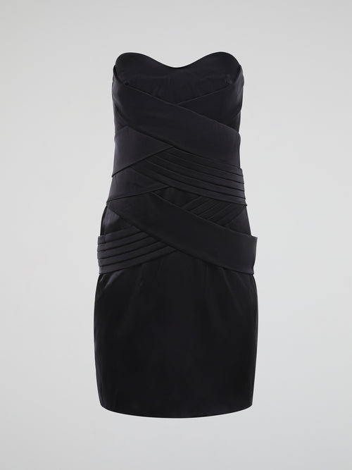 Step into the spotlight with the alluring Black Sleeveless Mini Dress by Roberto Cavalli. This exquisitely crafted piece embraces your curves and radiates elegance with its sleek silhouette and plunging neckline. Perfect for cocktail parties or a night out, this dress encapsulates the essence of sophistication and sensuality.