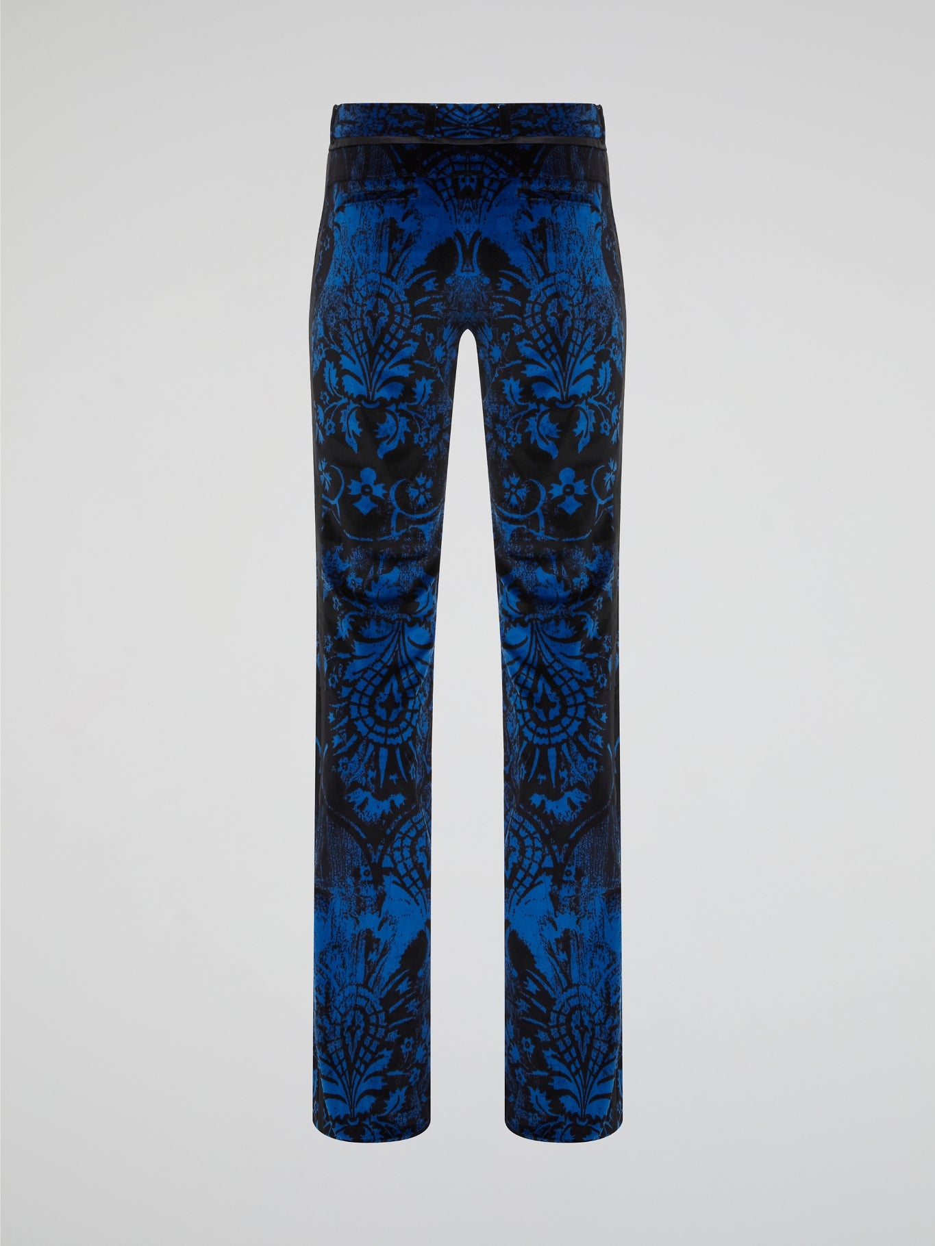 Step out in style with these statement Blue Printed Skinny Trousers from Roberto Cavalli, designed to turn heads wherever you go. The intricate print adds a touch of sophistication to any outfit, while the form-fitting silhouette hugs your curves in all the right places. Elevate your wardrobe with these must-have trousers that exude luxury and high-fashion flair.