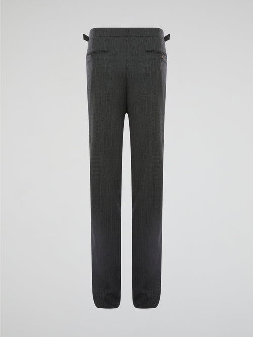 Elevate your everyday wardrobe with these sleek Grey Slim Fit Trousers by Roberto Cavalli, designed for the modern man who values style and sophistication. Made from high-quality fabric with a tailored fit, these trousers effortlessly blend comfort and luxury. Whether you're heading to the office or a night out on the town, these trousers will ensure you look polished and on-trend.