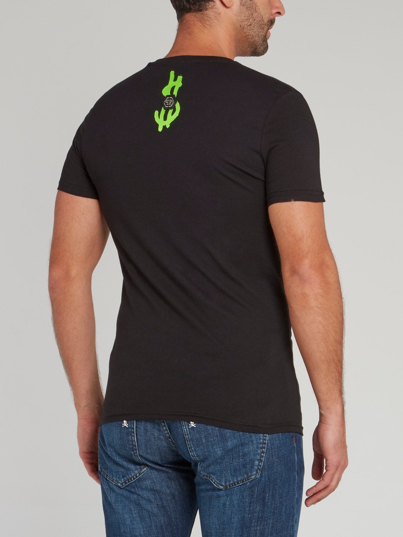 Black Statement Skull V-Neck T-Shirt