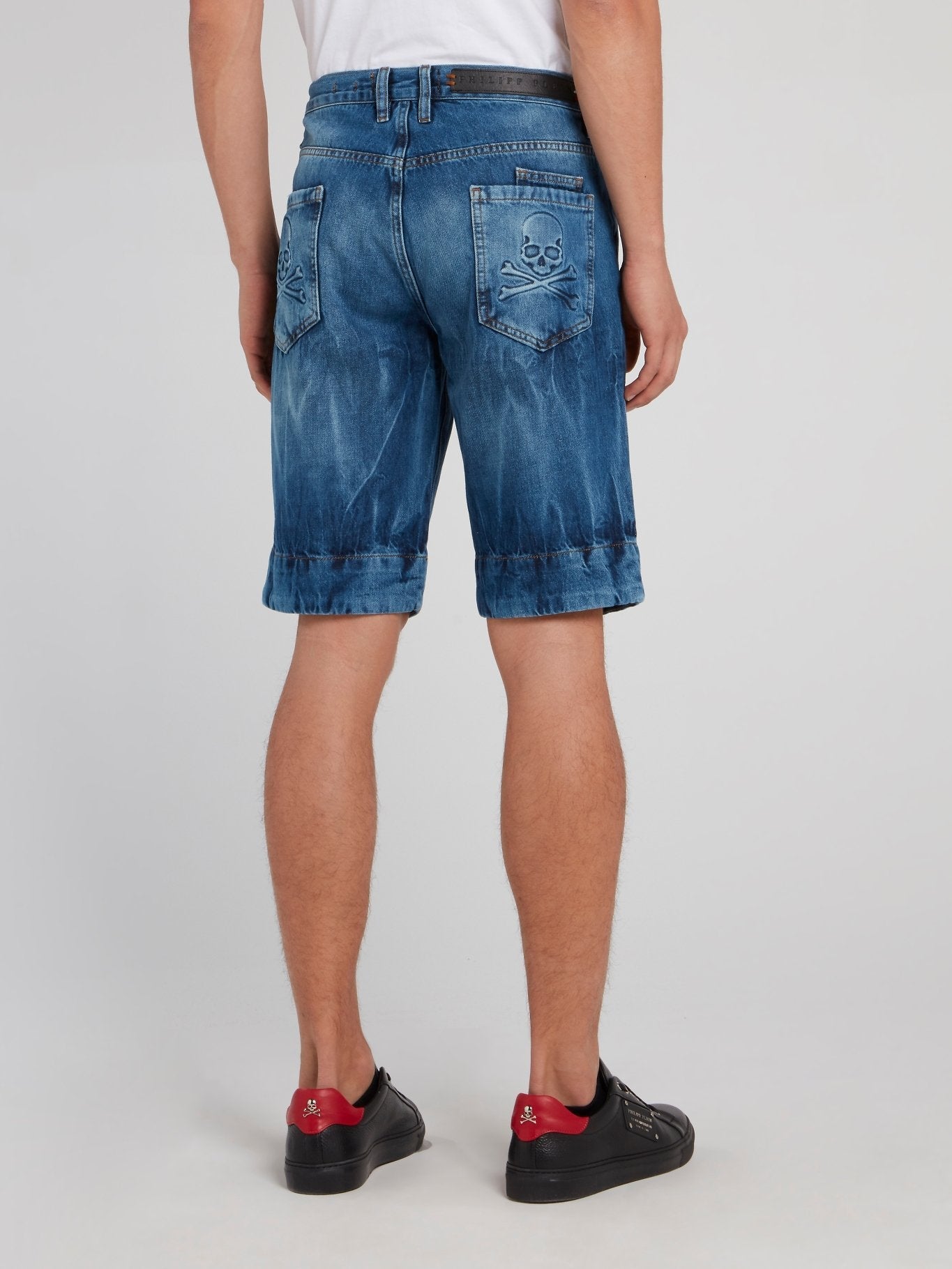 Skull Pocket Distressed Bermudas