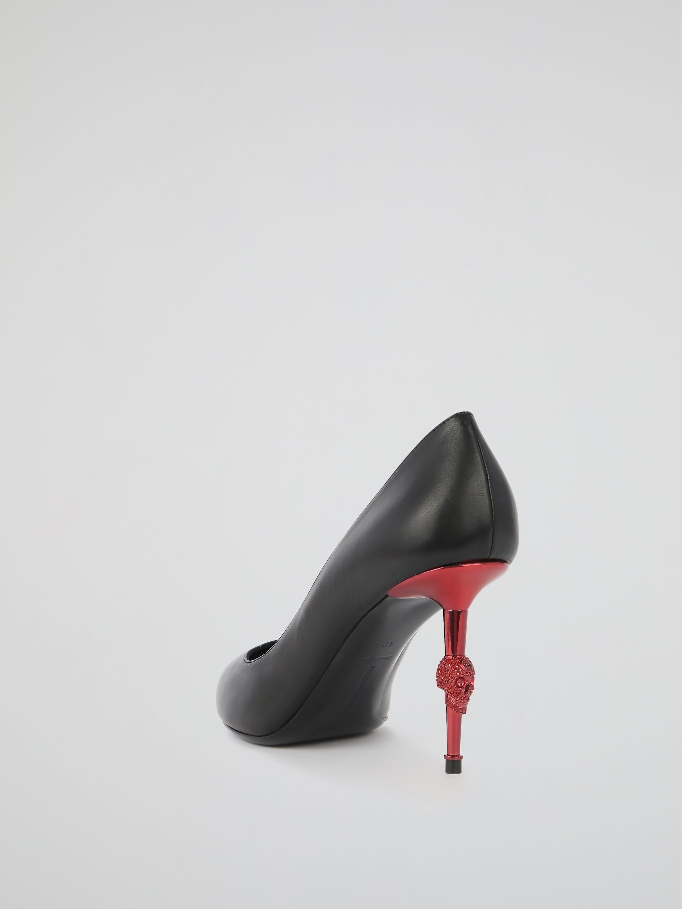 Black Skull Mid-Heel Pumps