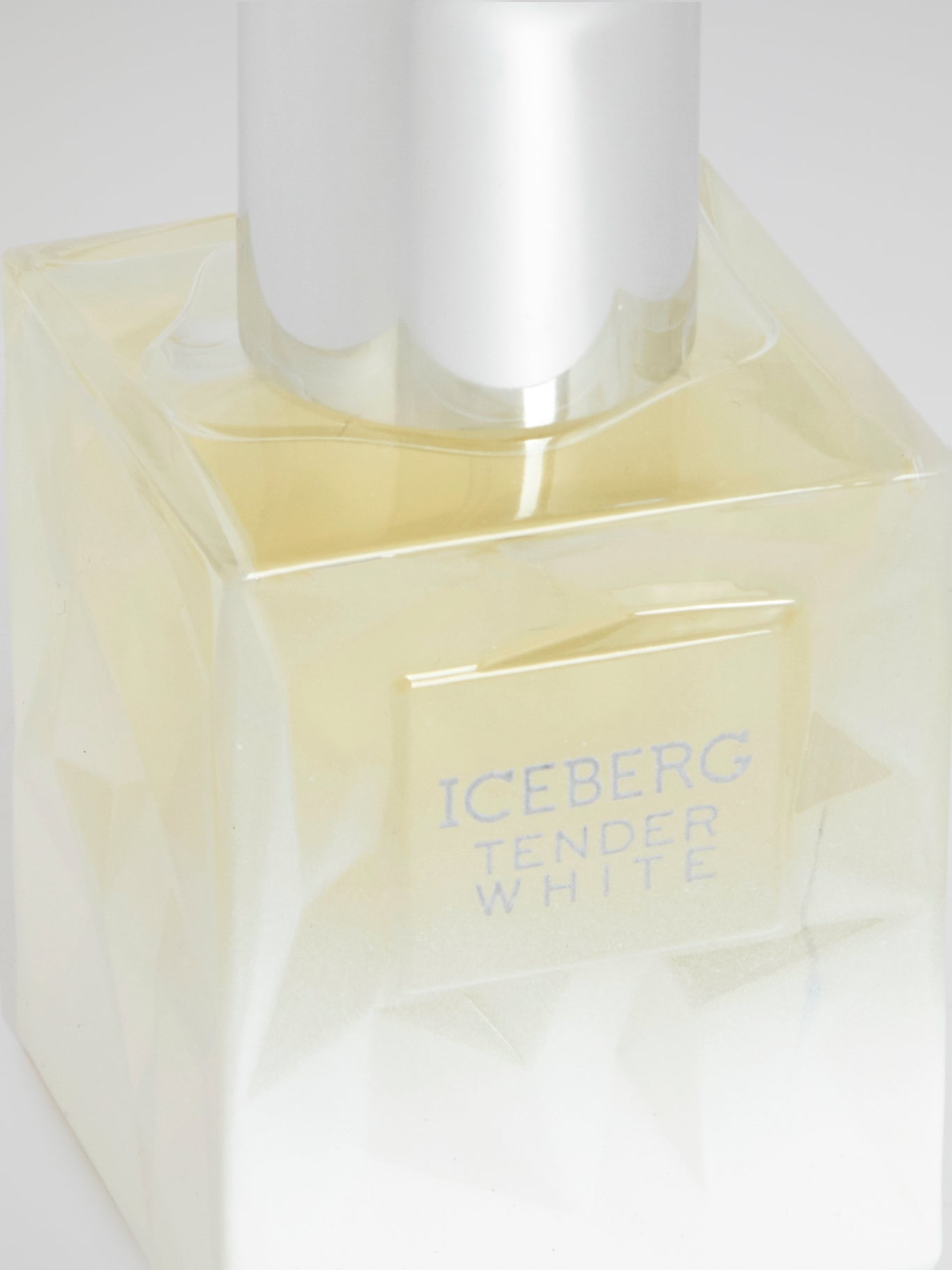 Iceberg Tender White Pour Femme Eau de Toilette, 50ml